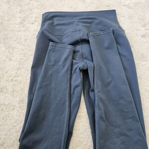 Alo Yoga High-Waist Airlift Leggings